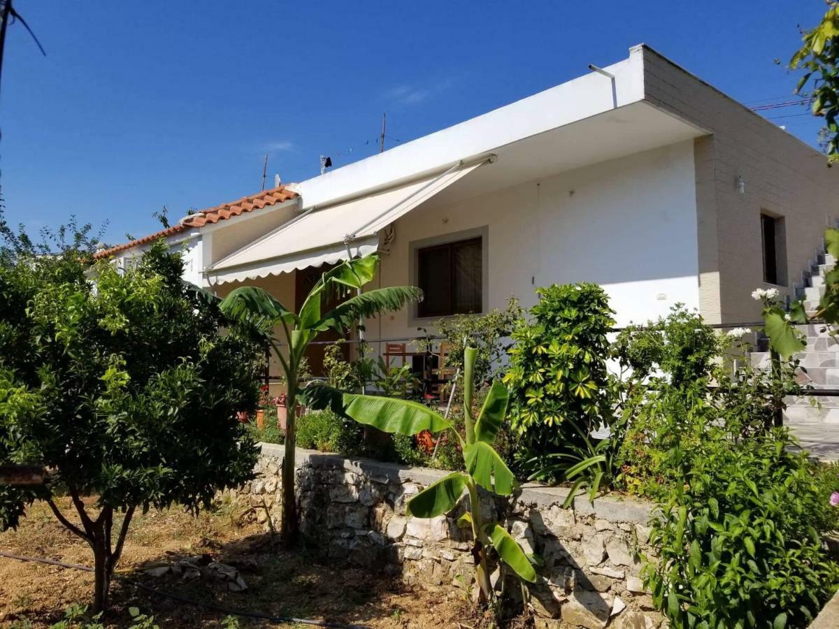 Guesthouse Aleks Ksamil Buitenkant foto