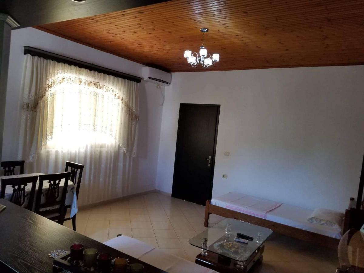 Guesthouse Aleks Ksamil Buitenkant foto